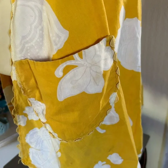 Vintage Butterfly Apron - Picture 11 of 11